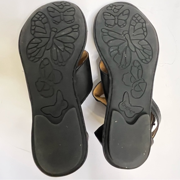 b.o.c. Leila Black and Tan Gladiator Sandals Women's Size 6 - Picture 9 of 13